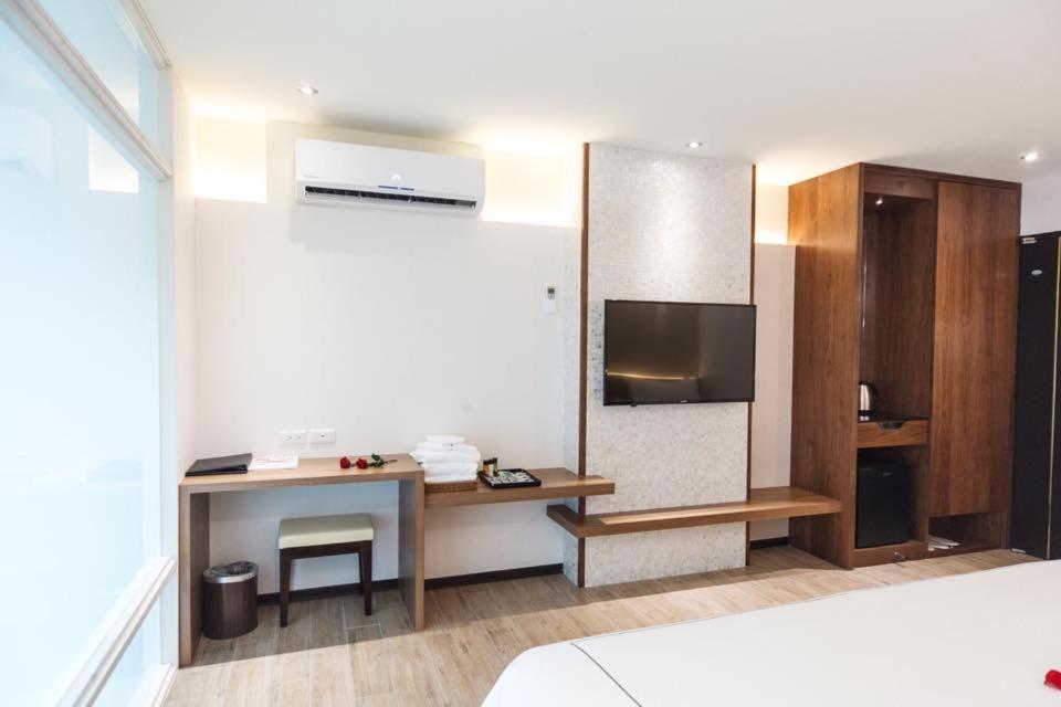 וואנלי Da Pu Hotspring Hotel מראה חיצוני תמונה
